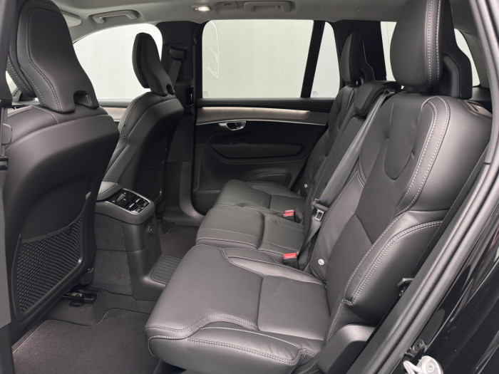 Volvo XC90 T8 AWD Plug-in BRIGHT PLUS 7m na operativní leasing