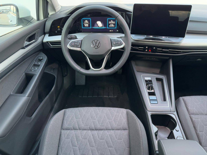 Volkswagen Golf Variant People 7DSG 1,5eTSI / 110kW na operativní leasing