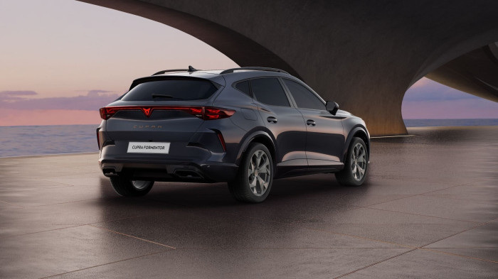 CUPRA Formentor 1.5 eTSI 150k DSG automat na operativní leasing