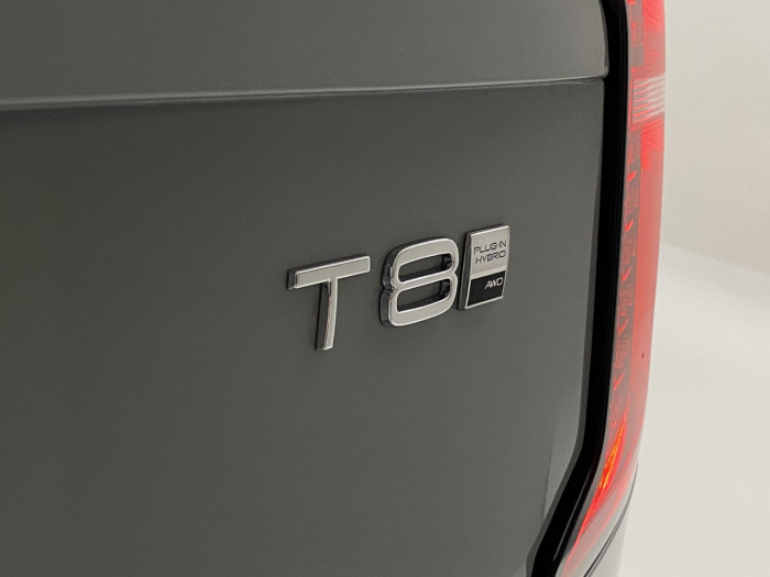 Volvo XC90 T8 AWD RECHARGE BRIGHT PLUS 7m na operativní leasing
