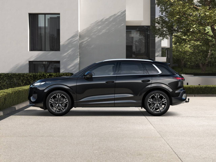 Audi Q3 quattro ST7 2,0TFSI / 150kW na operativní leasing