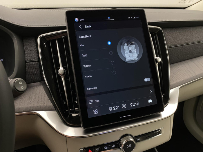 Volvo XC90 T8 AWD Plug-in BRIGHT PLUS 7m na operativní leasing