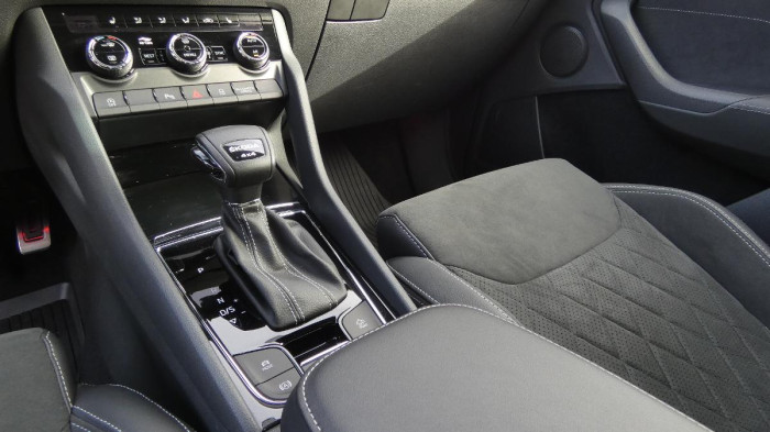 Škoda Kodiaq 2,0 TDI DSG 4x4 Sportline na operativní leasing