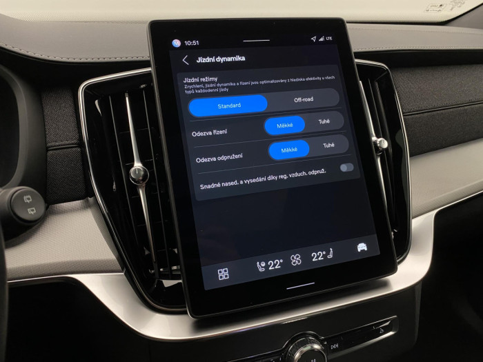 Volvo XC90 B5 AWD BLACK EDITION PLUS 7 na operativní leasing