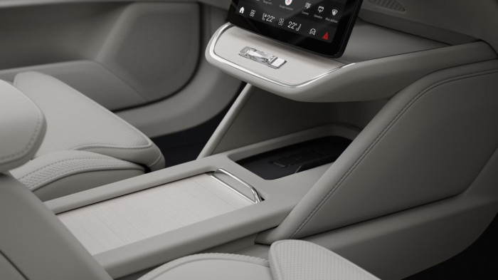 Volvo ES90 PURE ELECTRIC EXT.SINGLE ULTRA na operativní leasing