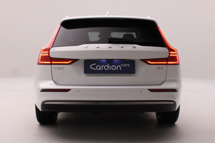 Volvo V60 B4 AUT BRIGHT PLUS na operativní leasing