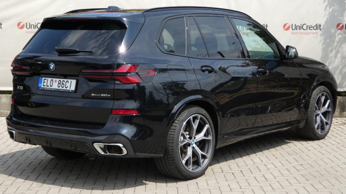 BMW X5 50e xDrive PHEV na operativní leasing
