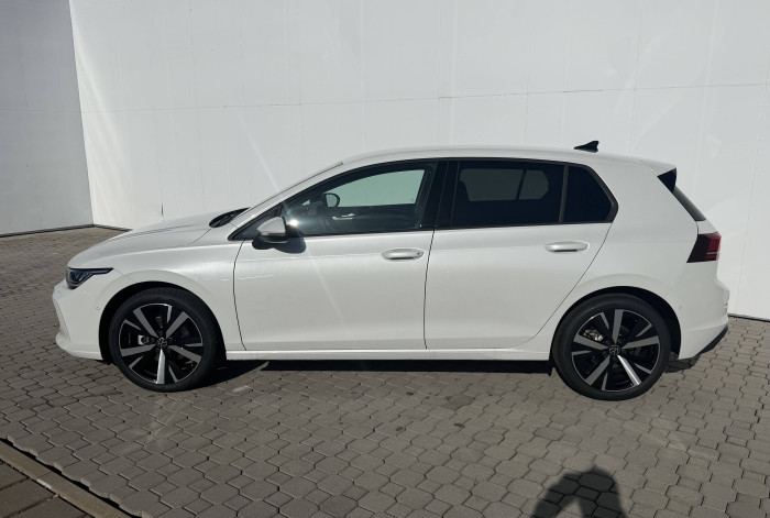 Volkswagen Golf People 7DSG mHEV 1,5eTSI / 110kW na operativní leasing