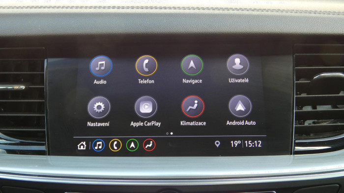 Opel Insignia 2,0 T 4x4 GSi na operativní leasing