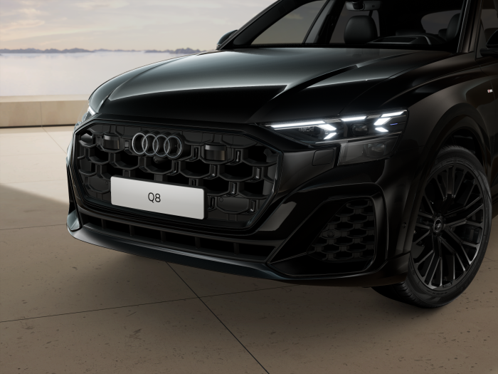 Audi Q8 SUV TDI quattro 210 kW na operativní leasing