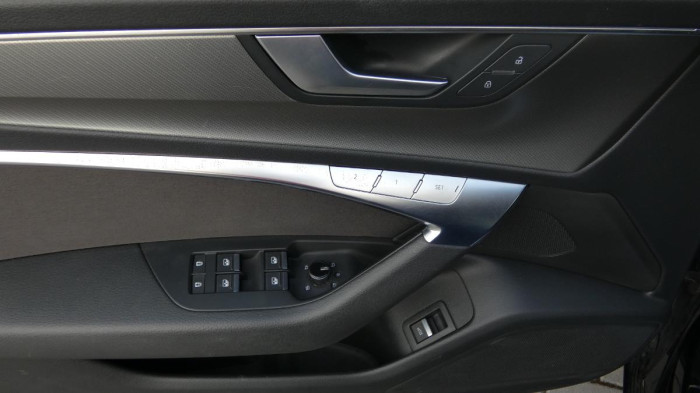 Audi A6 40 TDI quattro S tronic Avant na operativní leasing