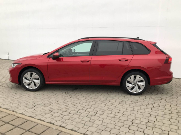 Volkswagen Golf Variant People 7DSG 1,5eTSI / 110kW na operativní leasing