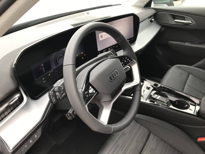 Audi Q3 7STT  1,5 TFSI / 110kW na operativní leasing