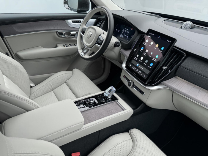 Volvo XC90 B5 AWD AUT BRIGHT ULTRA 7 míst na operativní leasing