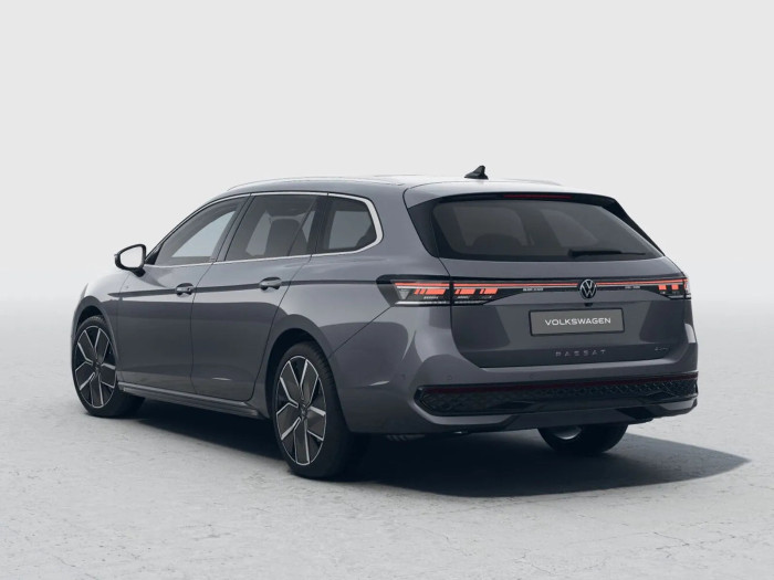 Volkswagen Passat R-Line People 2.0 TDI 142 kW Nafta 4x4 Automatická převodovka na operativní leasing