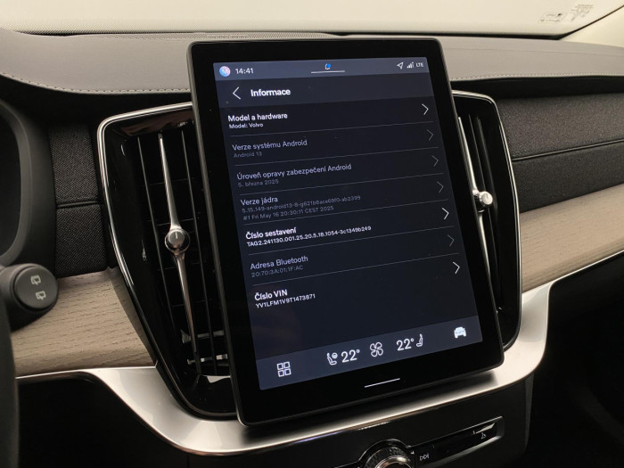 Volvo XC90 B5 AWD AUT BRIGHT PLUS 7míst na operativní leasing