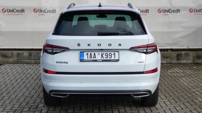 Škoda Kodiaq 2,0 TSI Sportline DSG 4x4 na operativní leasing