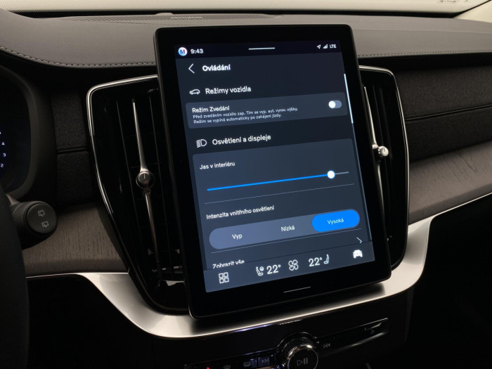 Volvo XC90 B5 AWD AUT BRIGHT PLUS na operativní leasing