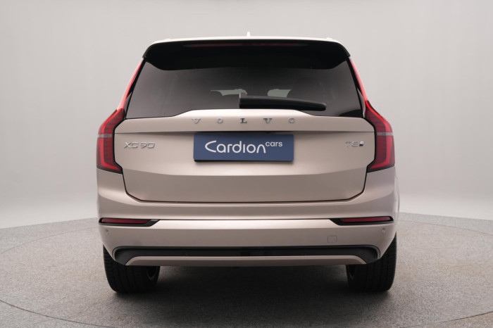 Volvo XC90 T8 AWD Plug-in DARK PLUS 7m na operativní leasing