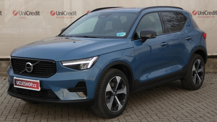 Volvo XC40 B3 PLUS DARK na operativní leasing
