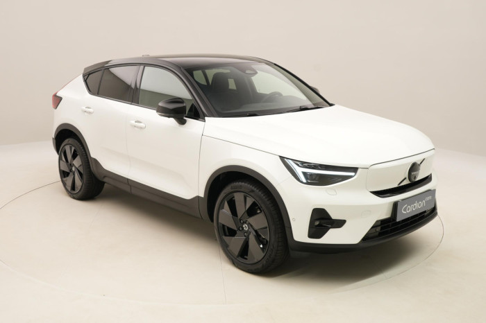 Volvo EC40 BLACK EDITION SINGLE EXT ULTRA Edition na operativní leasing