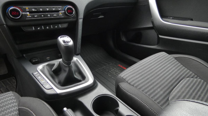 Kia Ceed 1.6 CRDi Comfort SW na operativní leasing