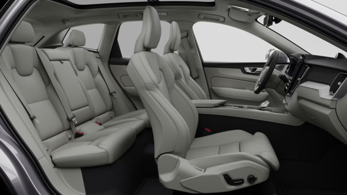 Volvo XC60 B5 AWD AUT BRIGHT ULTRA na operativní leasing