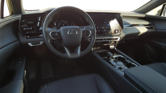 Lexus RX 350h 2.5 HEV 4x4 E-Four e-CVT Comfo na operativní leasing