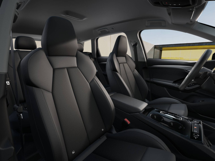 Audi Q6 SUV e-tron quattro na operativní leasing