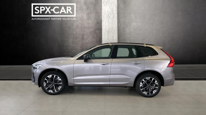 Volvo XC60 PLUS DARK, B5 AWD, 184+10 kW / 250+14 HP na operativní leasing