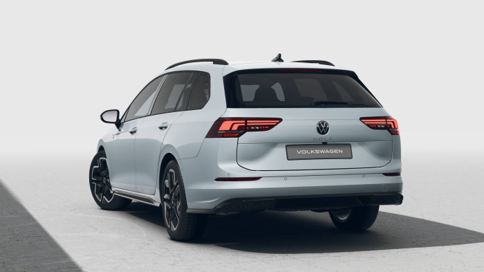 Volkswagen Golf Variant R-Line People 1,5 TSI 110kW 6G na operativní leasing