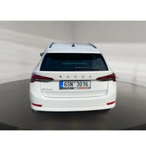 Škoda Oct.Combi 1.5TSI 110 Ambition na operativní leasing