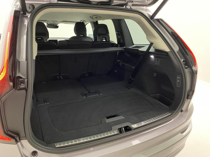 Volvo XC90 B5 AWD AUT BRIGHT PLUS 7míst na operativní leasing