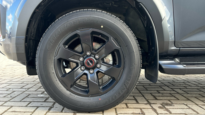 Isuzu Double cab V-CROSS 4X4 AT na operativní leasing