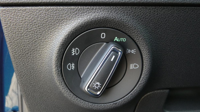 Škoda Karoq 1,5 TSI Style DSG na operativní leasing