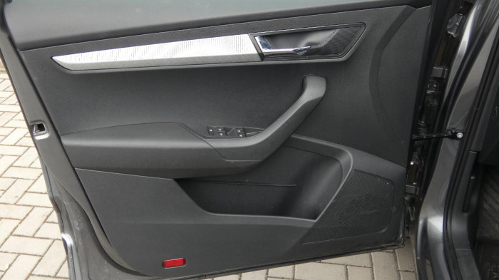 Škoda Karoq 1,0 TSI Ambition na operativní leasing