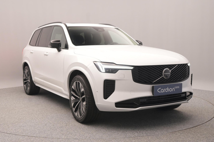 Volvo XC90 B5 AWD AUT DARK ULTRA 7-míst na operativní leasing