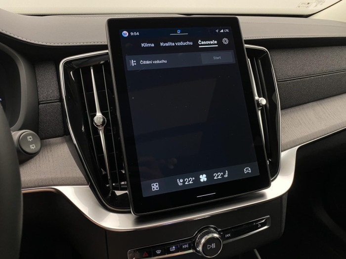Volvo XC90 B5 AWD AUT DARK PLUS 7míst na operativní leasing