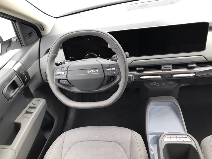 KIA EV3 AIR 4x2 Synchronní AC elektromotor / 110kW na operativní leasing