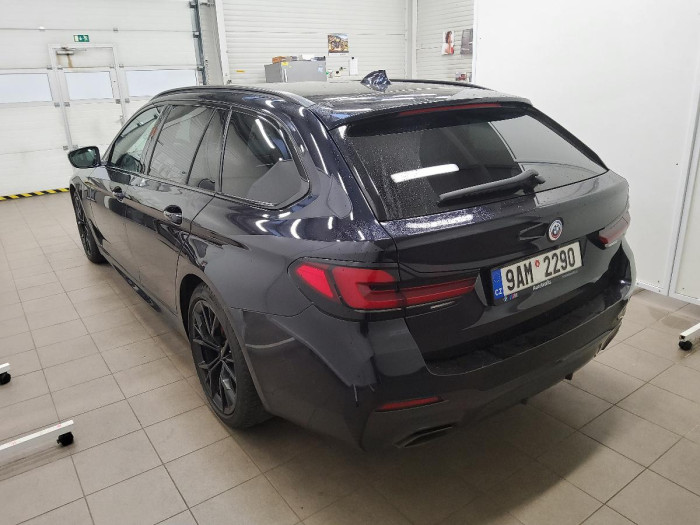 BMW Řada 5 540d Touring xDrive M Sport na operativní leasing