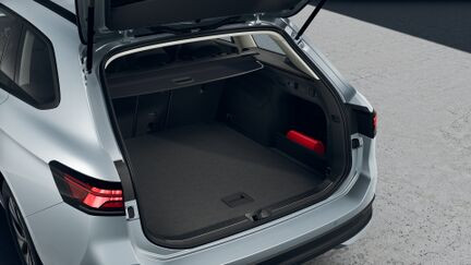 Volkswagen Passat 1,5 eTSI 110 kW mHEV na operativní leasing