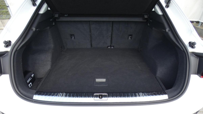 Audi Q3 2,0 TFSI Sportback quattro S-l na operativní leasing