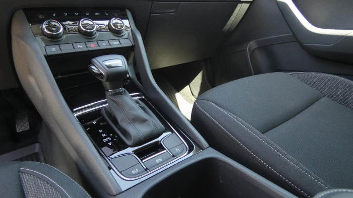 Škoda Karoq 1,5 TSI DSG Ambition na operativní leasing