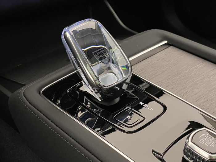Volvo XC90 B5 AWD AUT DARK PLUS 7míst na operativní leasing