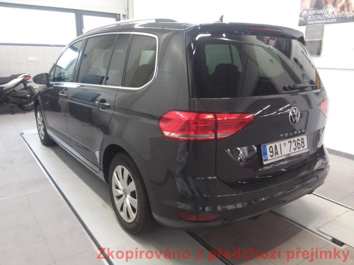 Volkswagen Touran 1.5 TSI Comfortline na operativní leasing