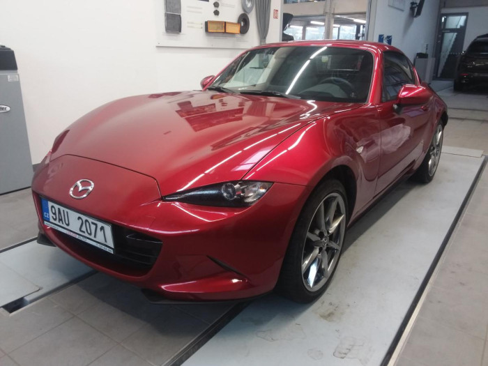 Mazda MX-5 RF 2.0 Skyactiv-G184 Exclusive na operativní leasing