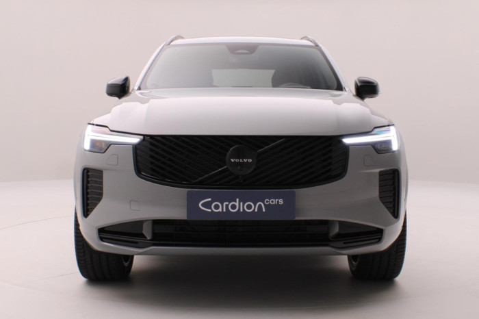 Volvo XC90 B5 AWD BLACK EDITION PLUS 7 na operativní leasing