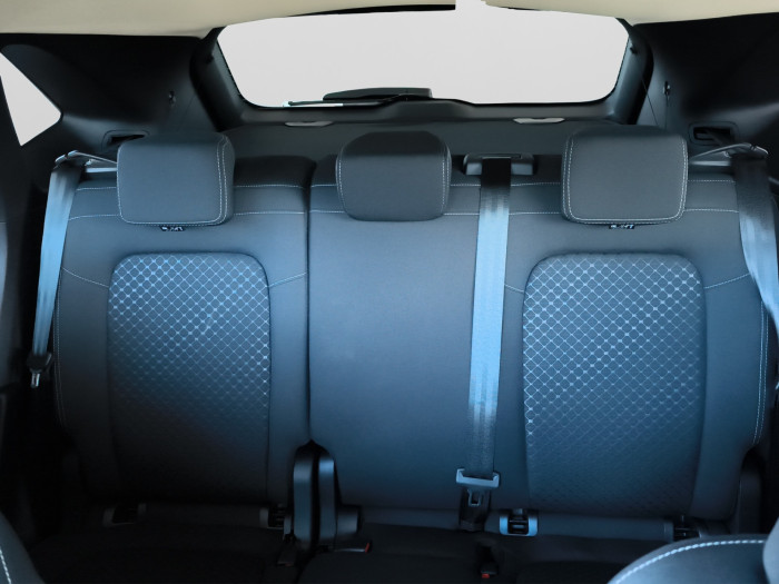 Ford Kuga 2.5 Duratec Hybrid HEV Titanium na operativní leasing