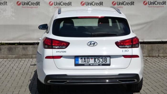 Lexus NX 350h 2.5 E-CVT Comfort Top na operativní leasing
