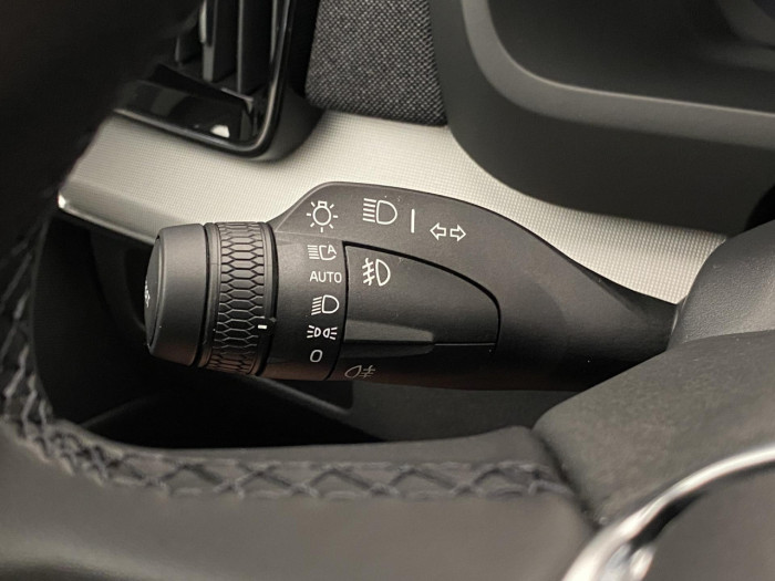 Volvo XC90 B5 AWD AUT BLACK EDITION PLUS na operativní leasing
